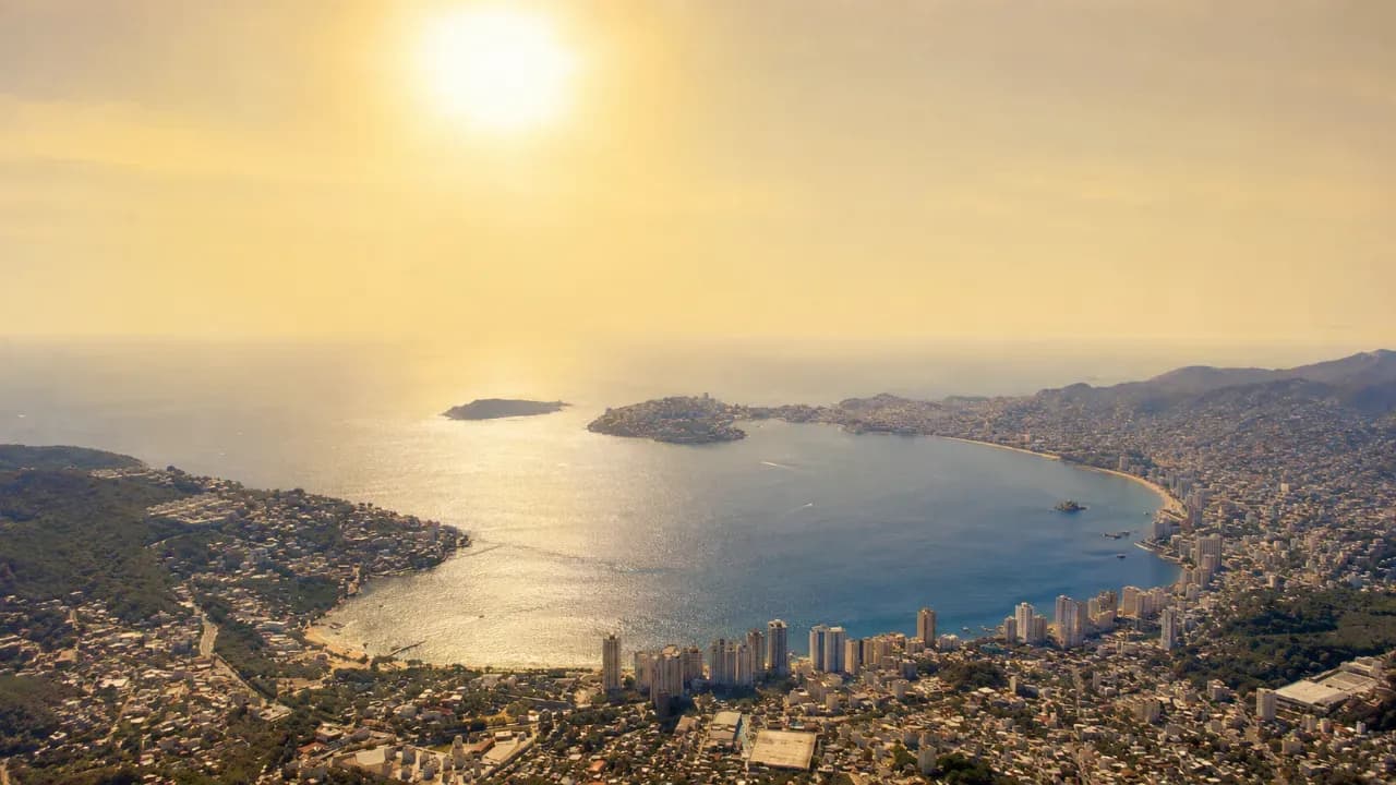 Calor golpea a Acapulco con sensación de hasta 40 grados